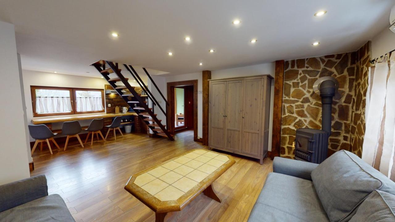 Ride Pub Drienica Apartment Екстериор снимка