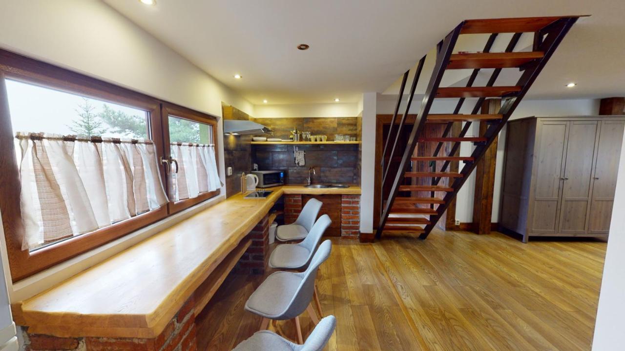Ride Pub Drienica Apartment Екстериор снимка