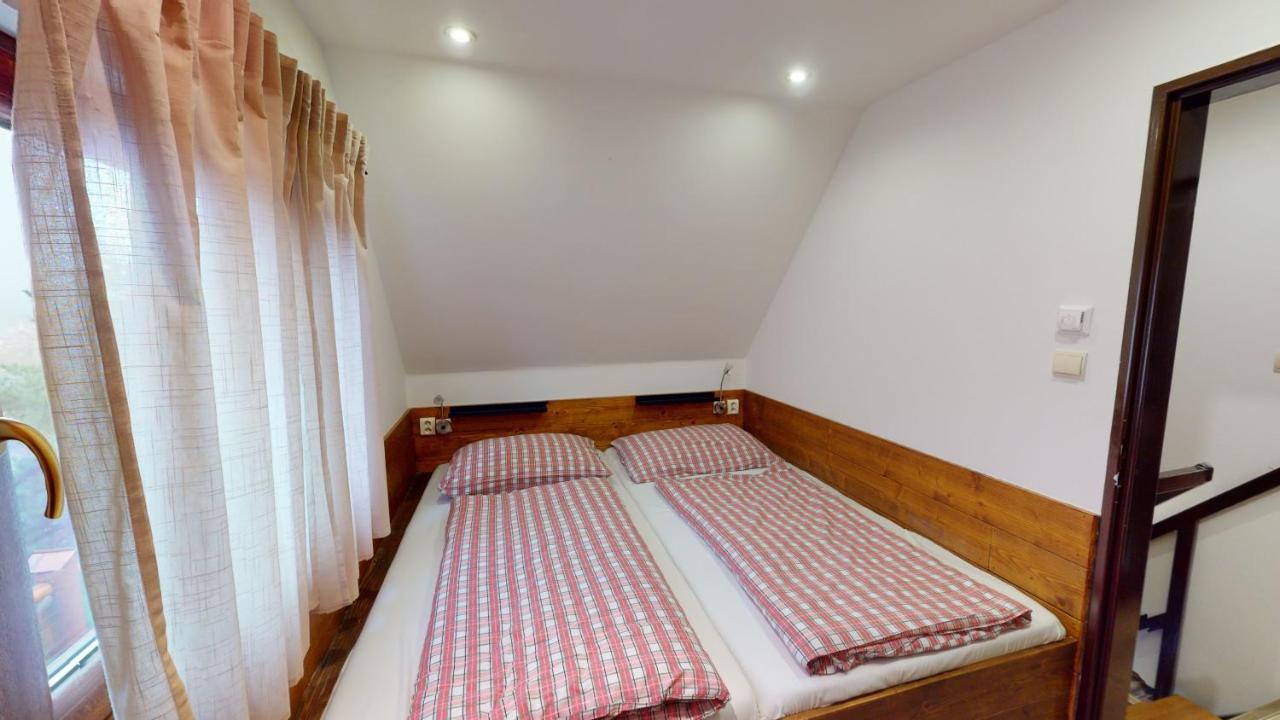 Ride Pub Drienica Apartment Екстериор снимка