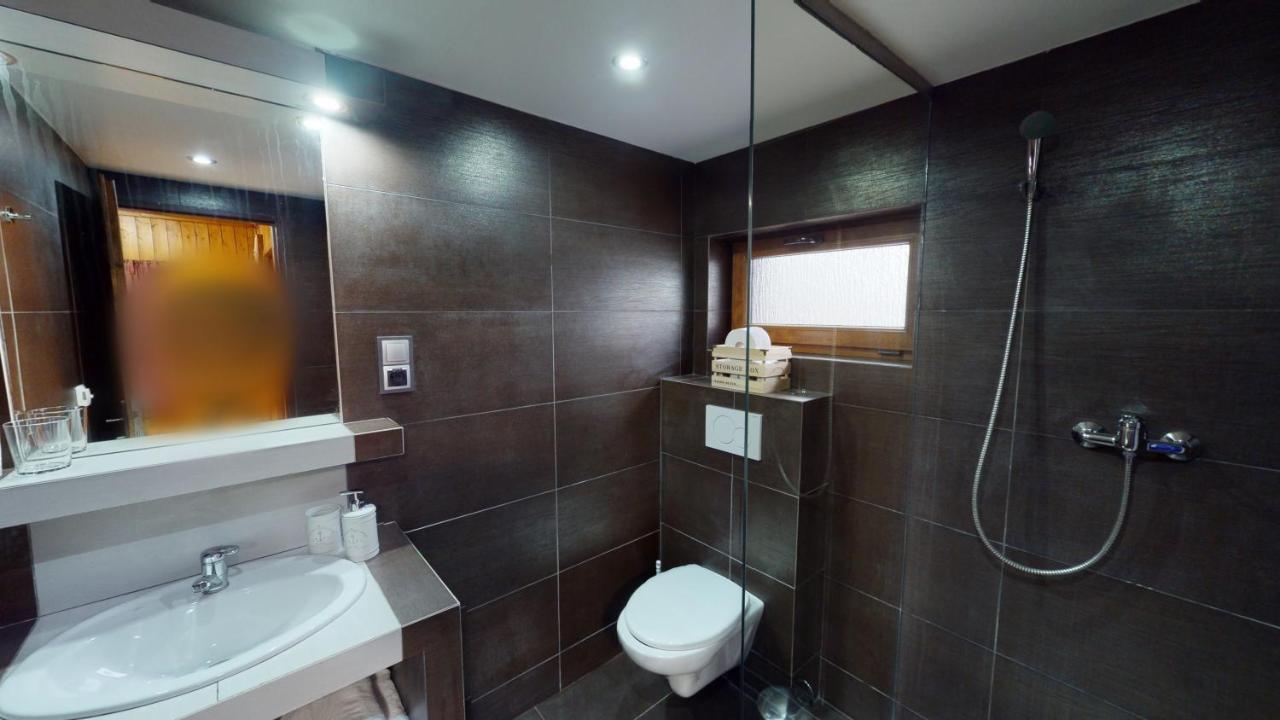Ride Pub Drienica Apartment Екстериор снимка