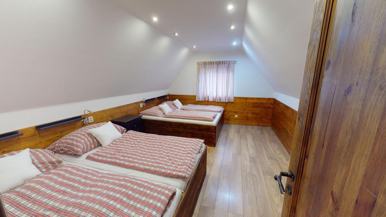 Ride Pub Drienica Apartment Екстериор снимка