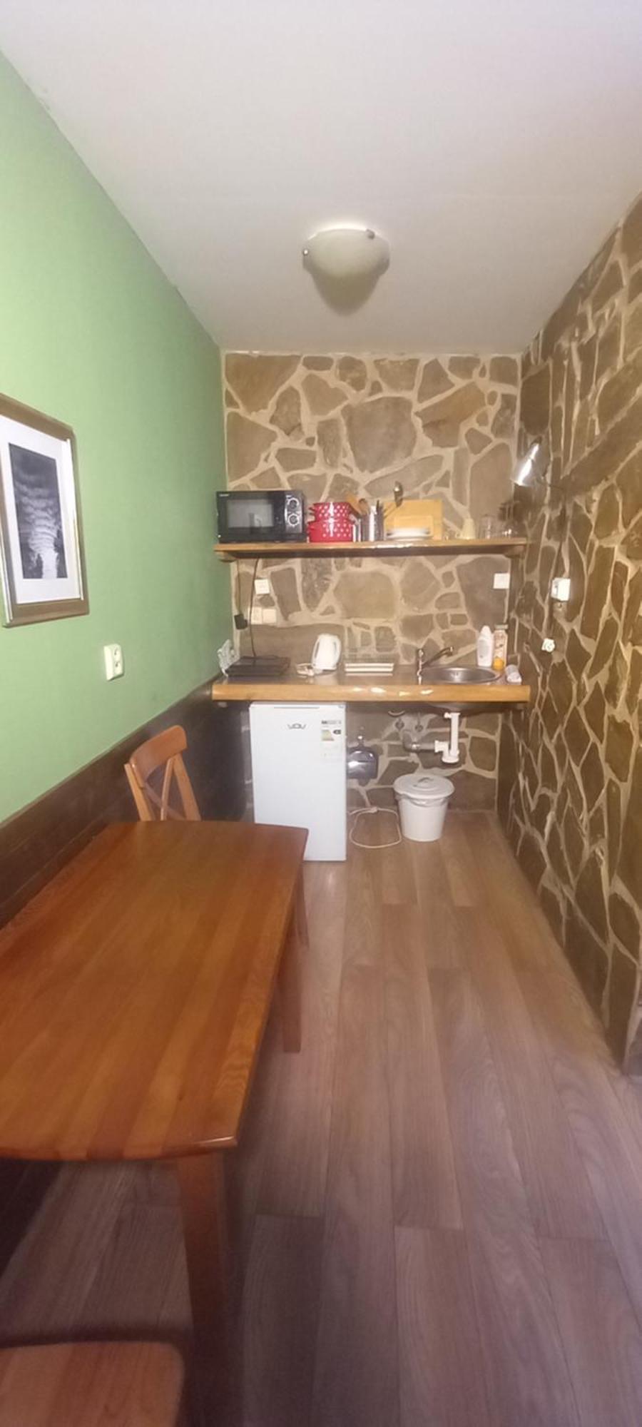 Ride Pub Drienica Apartment Стая снимка